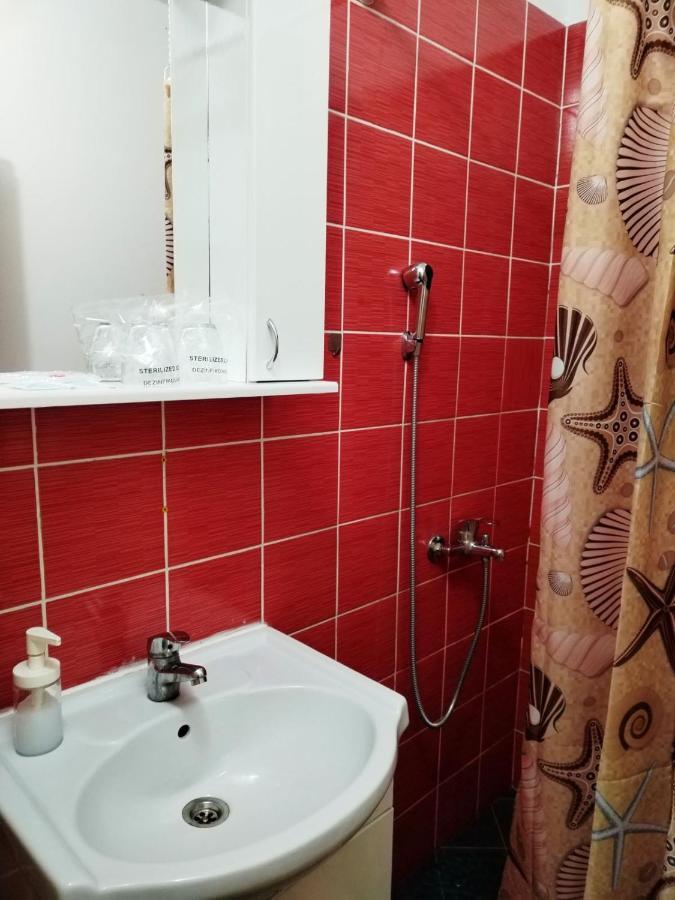 Fun Rooms Sobe Prenociste Borca Exterior foto