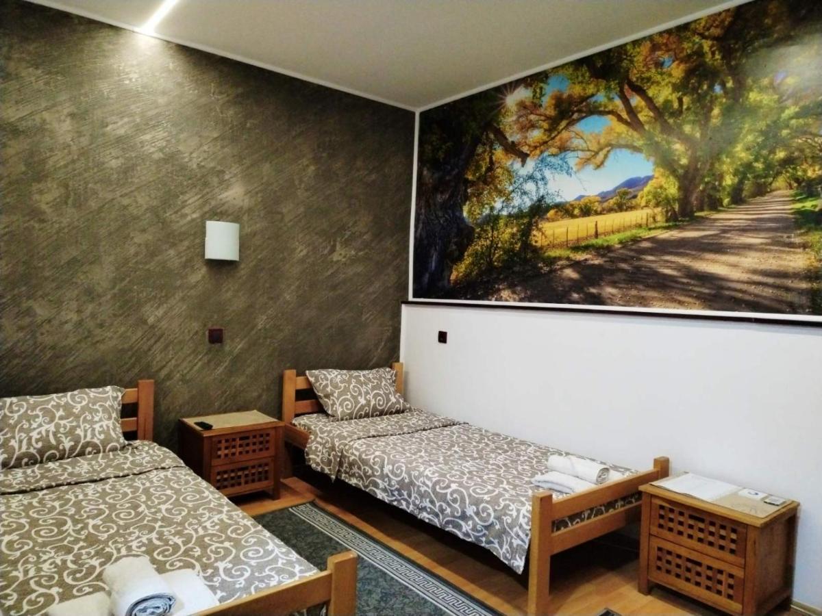 Fun Rooms Sobe Prenociste Borca Exterior foto