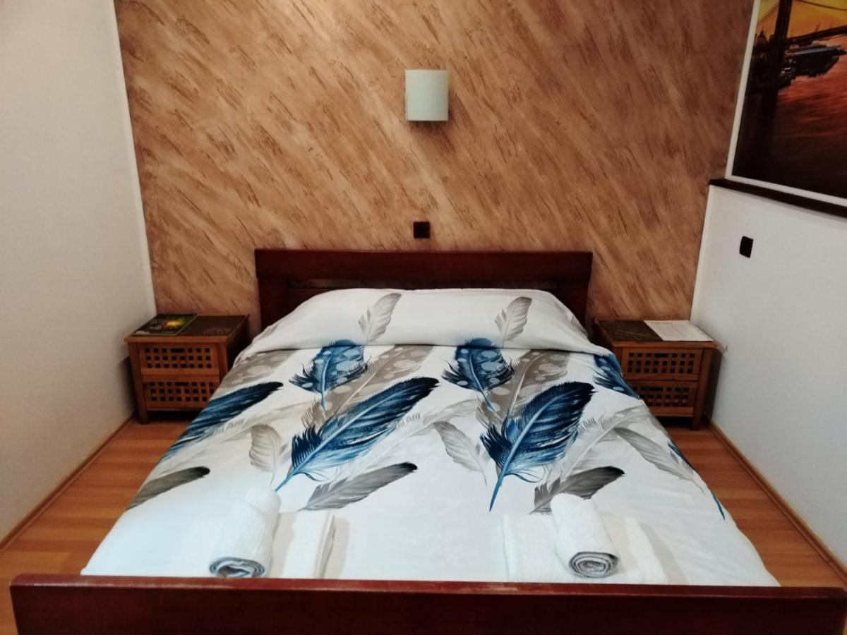 Fun Rooms Sobe Prenociste Borca Exterior foto