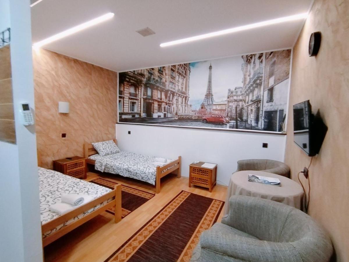 Fun Rooms Sobe Prenociste Borca Exterior foto